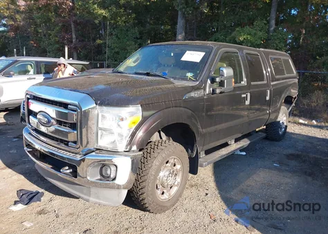 2013 Ford F-250 Xlt из США, поврежденный, VIN 1FT7W2B69DEA79025